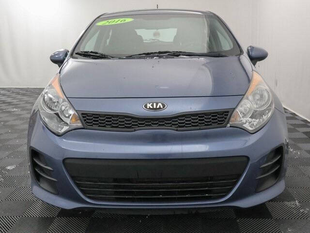 2016 Kia Rio 5-Door LX