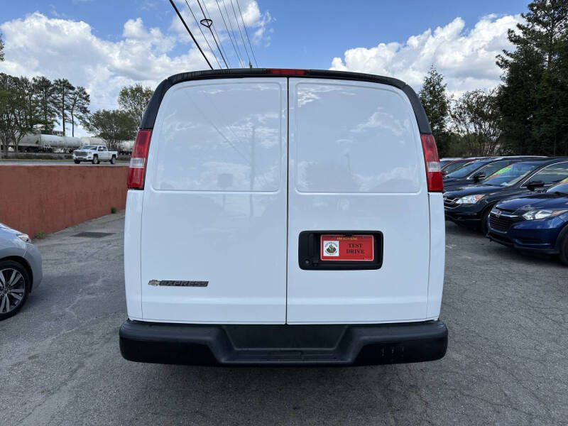 2020 Chevrolet Express 2500