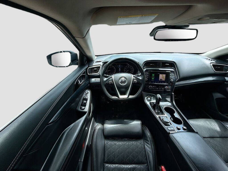 2022 Nissan Maxima 3.5 Platinum