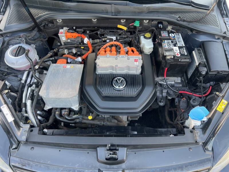 2015 Volkswagen e-Golf SEL Premium