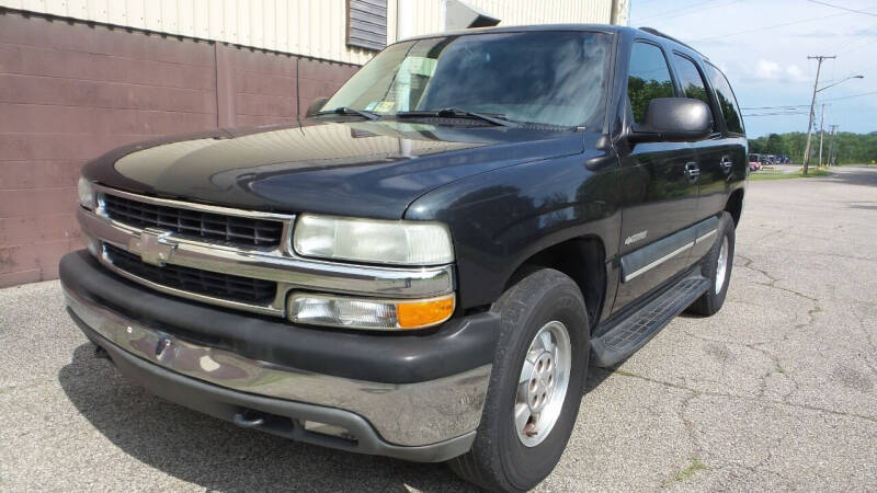 2003 Chevrolet Tahoe for sale at Car $mart in Masury OH