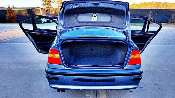 2002 BMW 3 Series 325i