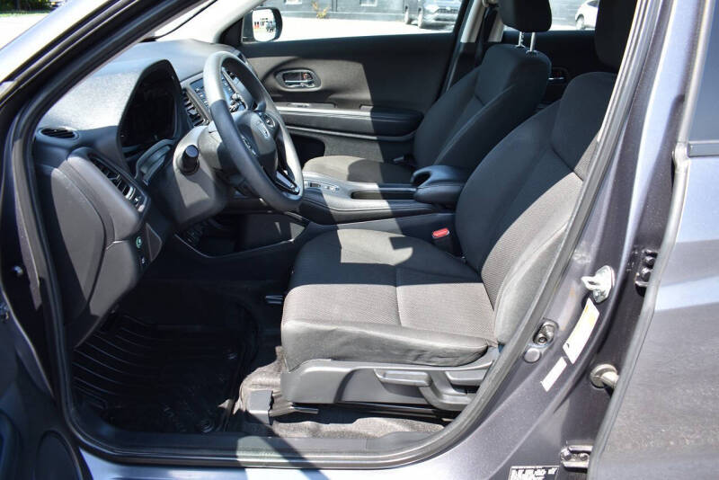 2017 Honda HR-V LX