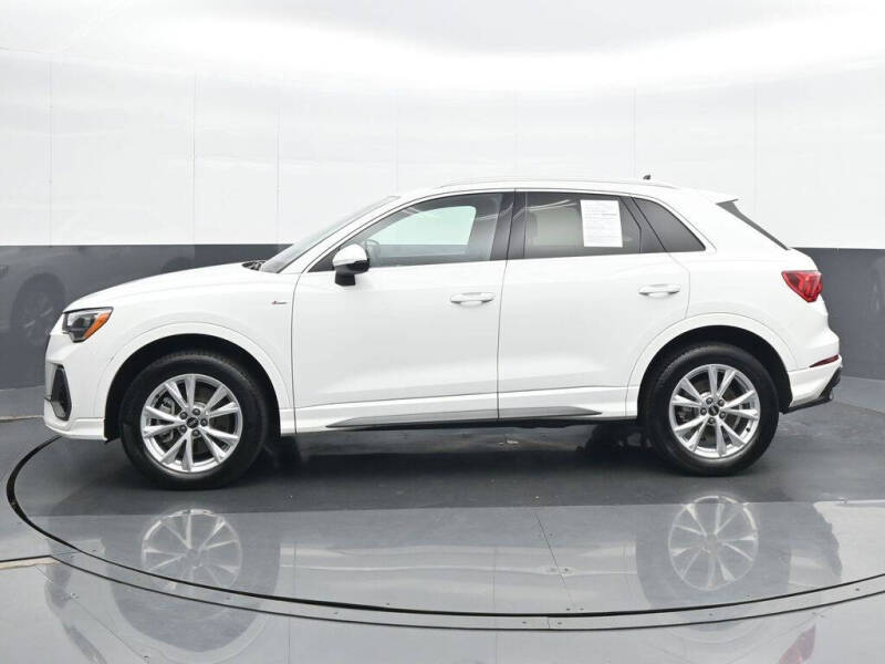 2022 Audi Q3 quattro S line Premium 45 TFSI