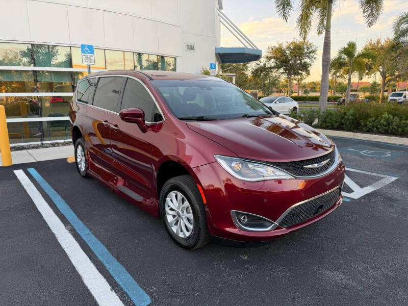 2019 Chrysler Pacifica Touring Plus