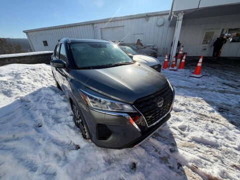 2022 Nissan Kicks SV