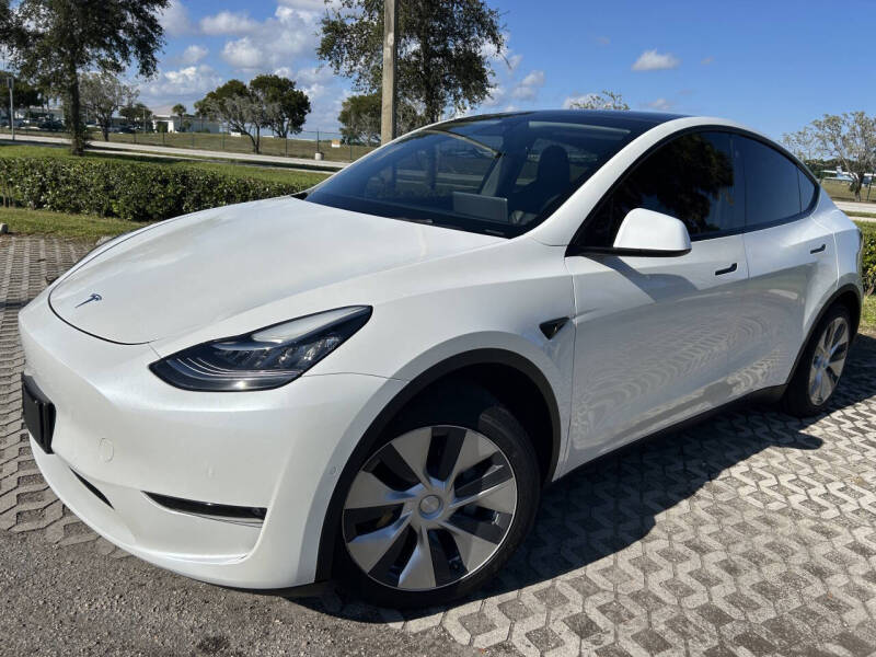 2021 Tesla Model Y Standard Range's photo