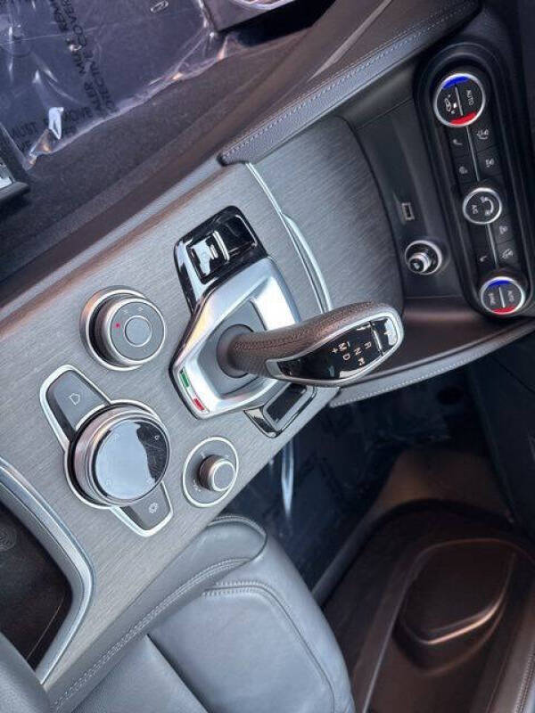 2023 Alfa Romeo Stelvio Ti