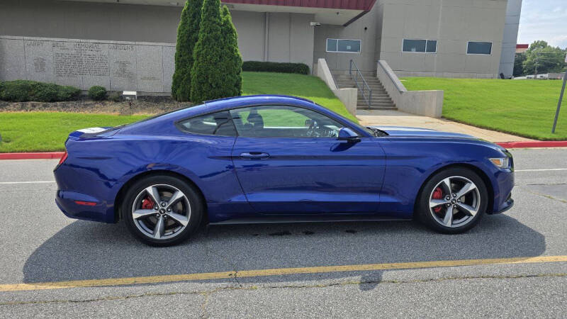 2016 Ford Mustang V6