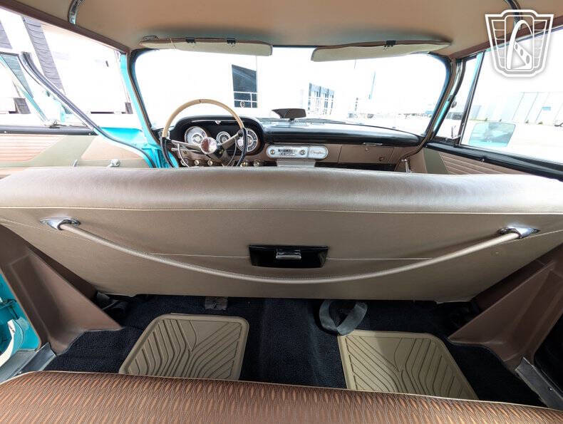 1957 Chrysler Windsor