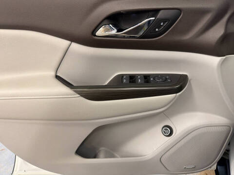 2017 GMC Acadia SLT-1