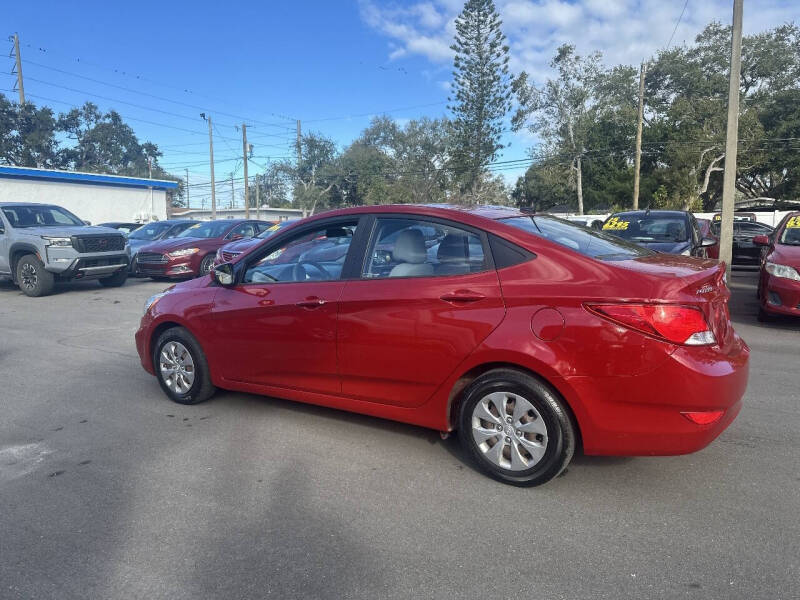 2017 Hyundai Accent SE