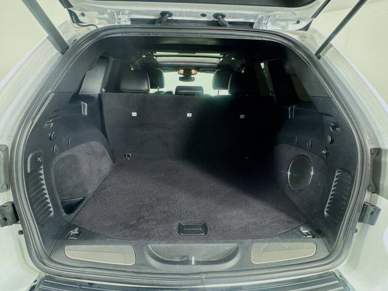 2020 Jeep Grand Cherokee Overland