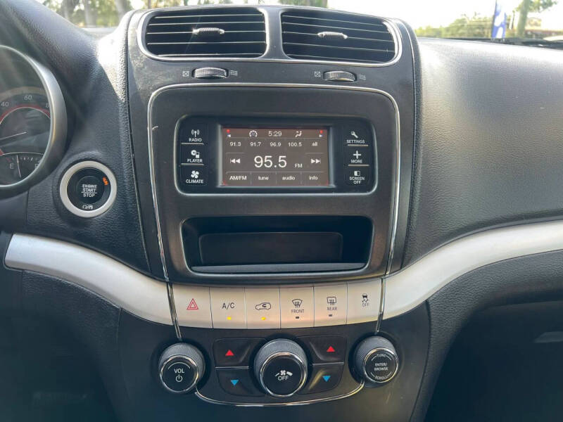 2018 Dodge Journey SE