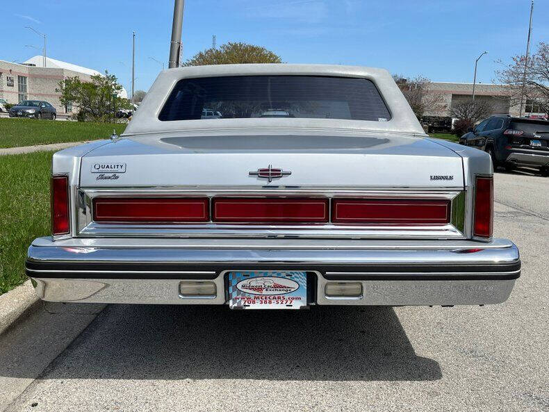 1984 Lincoln Town Car