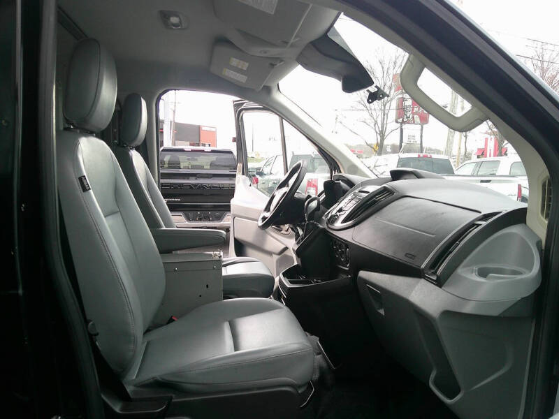 2017 Ford Transit 150