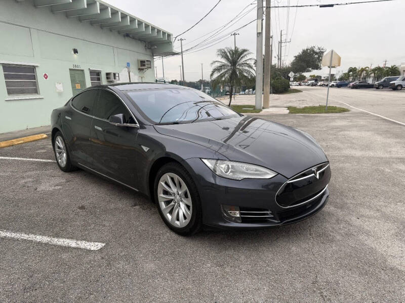 2015 Tesla Model S 85
