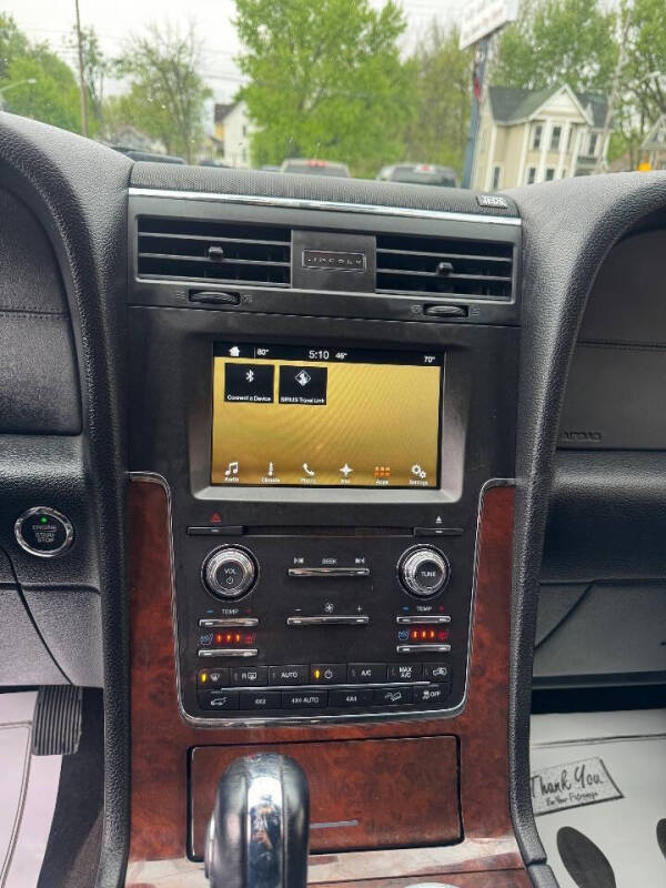 2016 Lincoln Navigator L Select