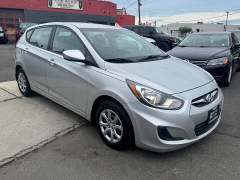 2012 Hyundai Accent GS