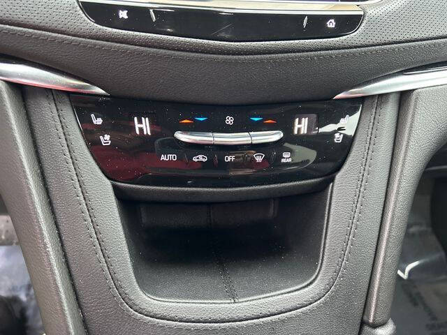 2023 Cadillac XT5 Premium Luxury