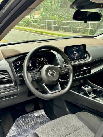 2021 Nissan Rogue SV