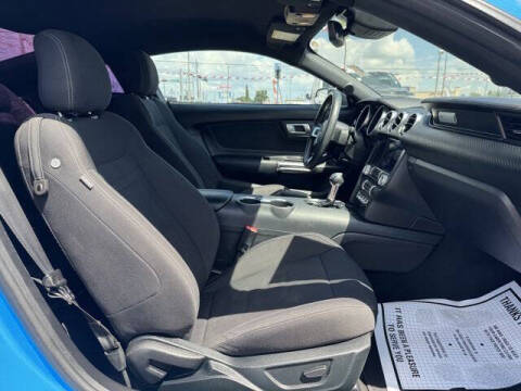 2022 Ford Mustang EcoBoost