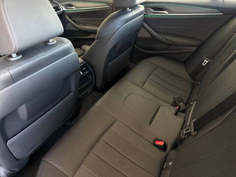2021 BMW 5 Series 540i