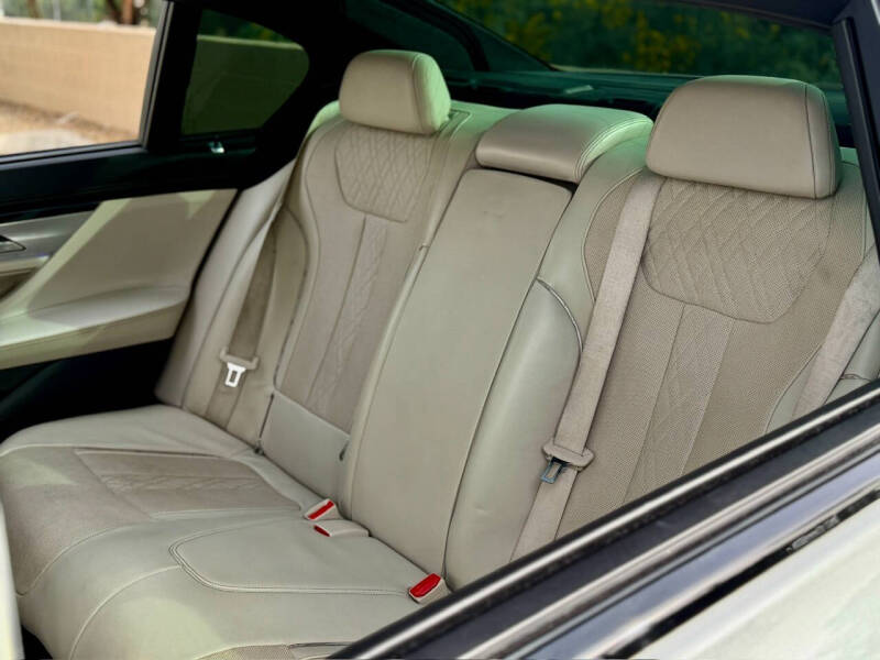 2017 BMW 7 Series 740i