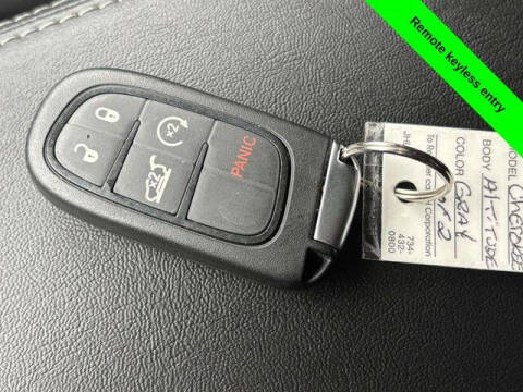 2023 Jeep Cherokee Altitude Lux