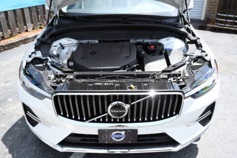 2023 Volvo XC60 B6 Ultimate Bright Theme