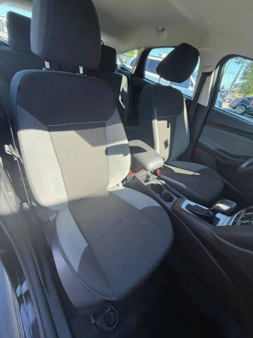 2013 Ford Focus SE
