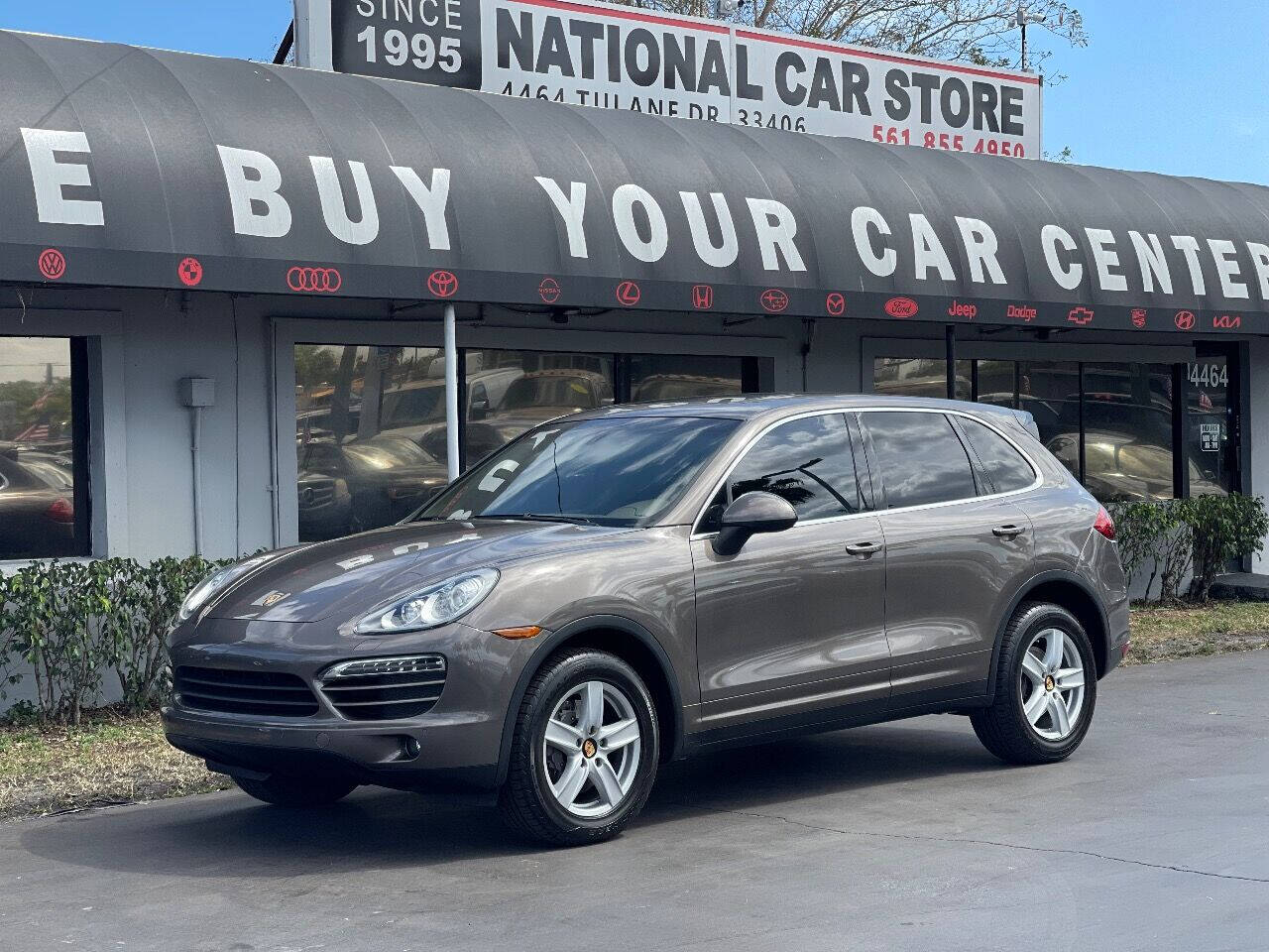 2011 Porsche Cayenne  - $18,900