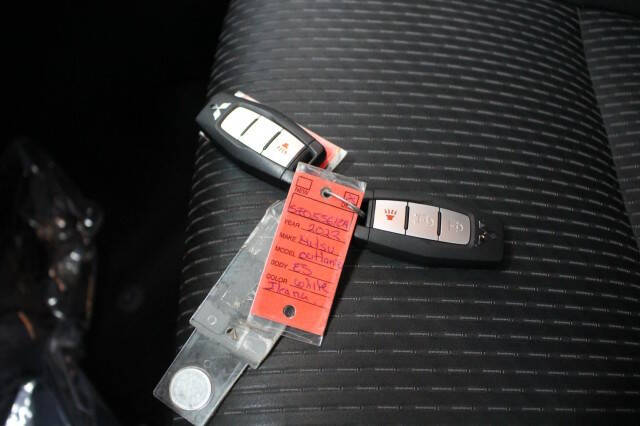 2022 Mitsubishi Outlander ES