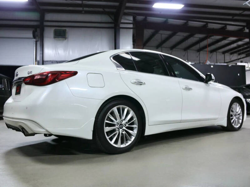 2021 Infiniti Q50 Luxe