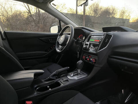 2019 Subaru Impreza 2.0i