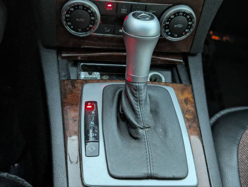 2009 Mercedes-Benz C-Class