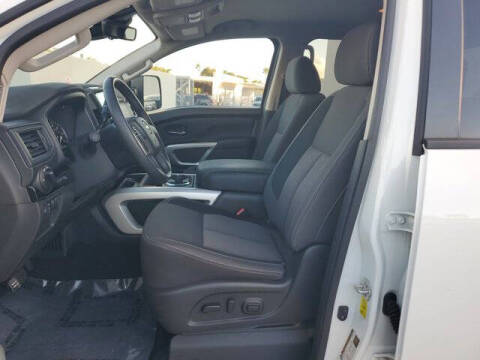 2024 Nissan Titan SV