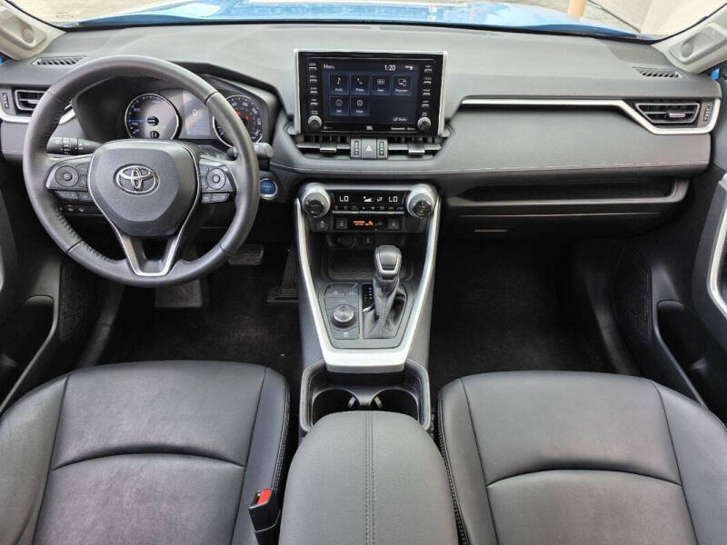 2021 Toyota RAV4 Hybrid XLE Premium