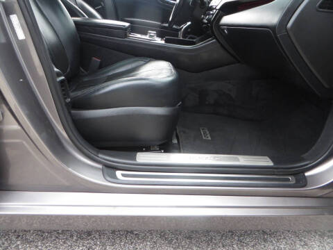 2016 Kia K900 Luxury V6