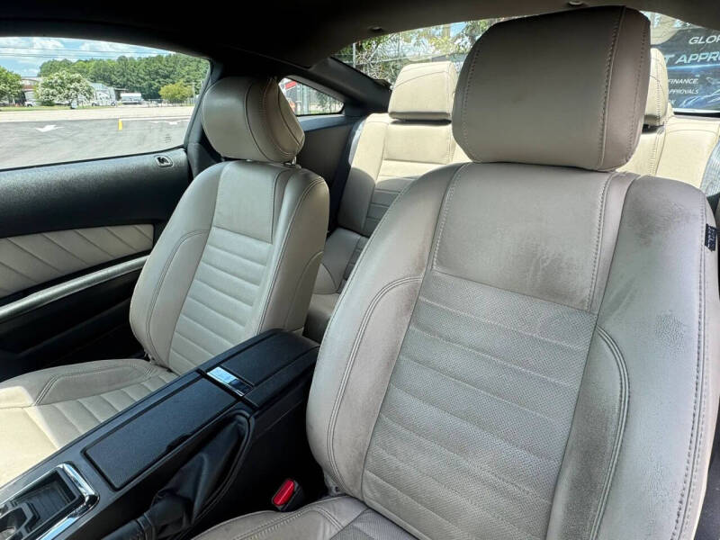 2014 Ford Mustang V6 Premium