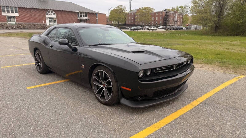 2018 Dodge Challenger 392 HEMI Scat Pack Shaker