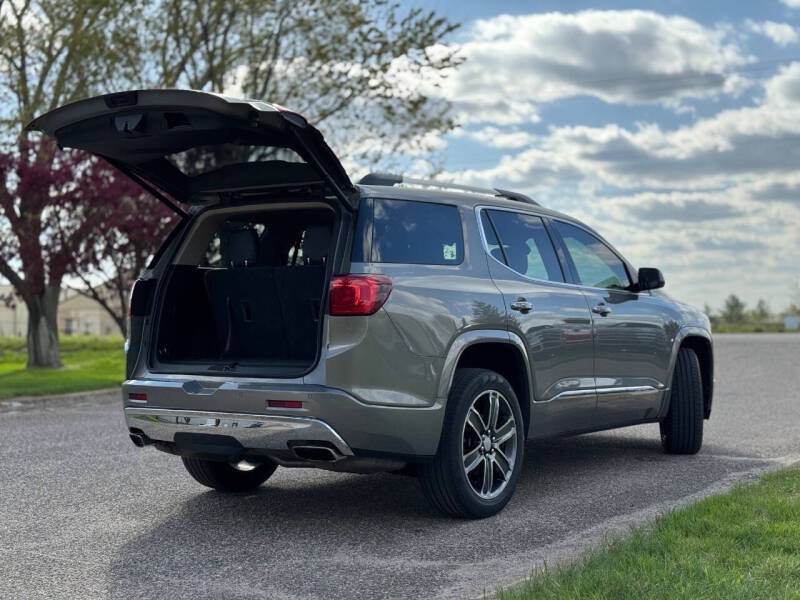 2019 GMC Acadia Denali