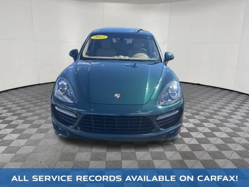 2013 Porsche Cayenne GTS