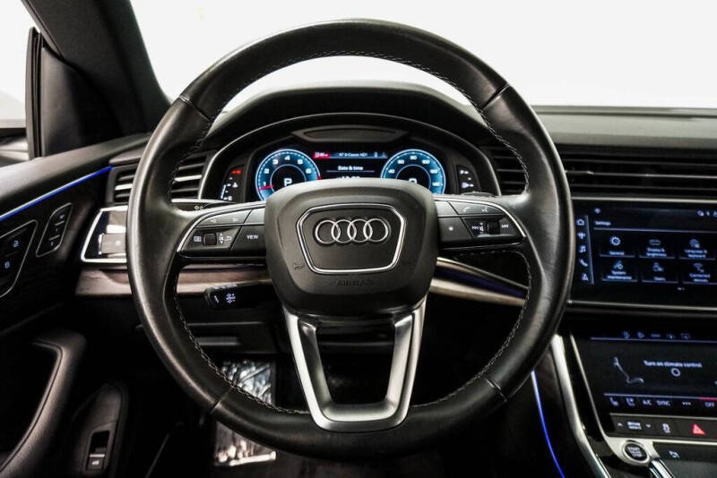 2021 Audi Q8 quattro Premium Plus 55 TFSI