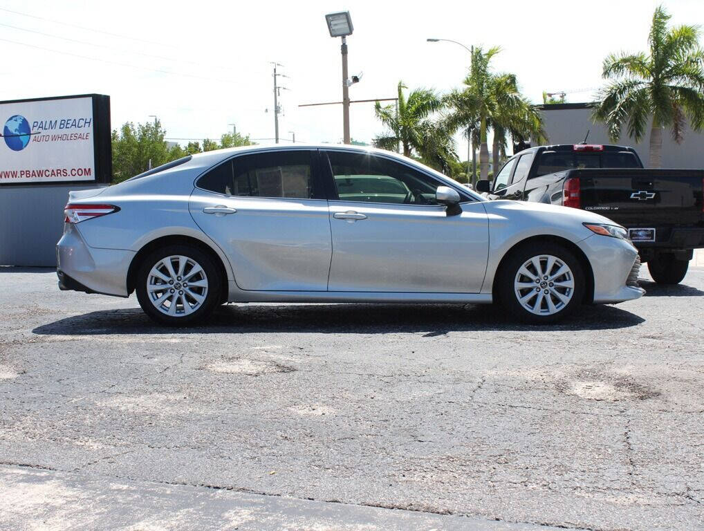 2018 Toyota Camry Sedan - $19,995