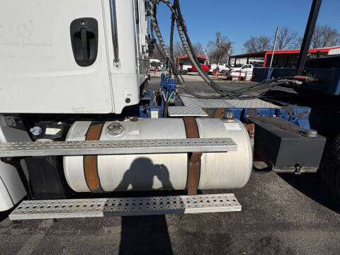 2017 Freightliner M2 112