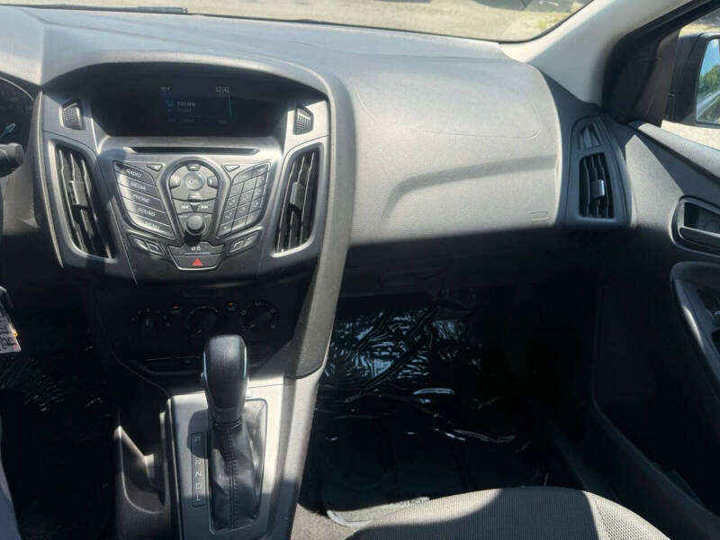 2014 Ford Focus S