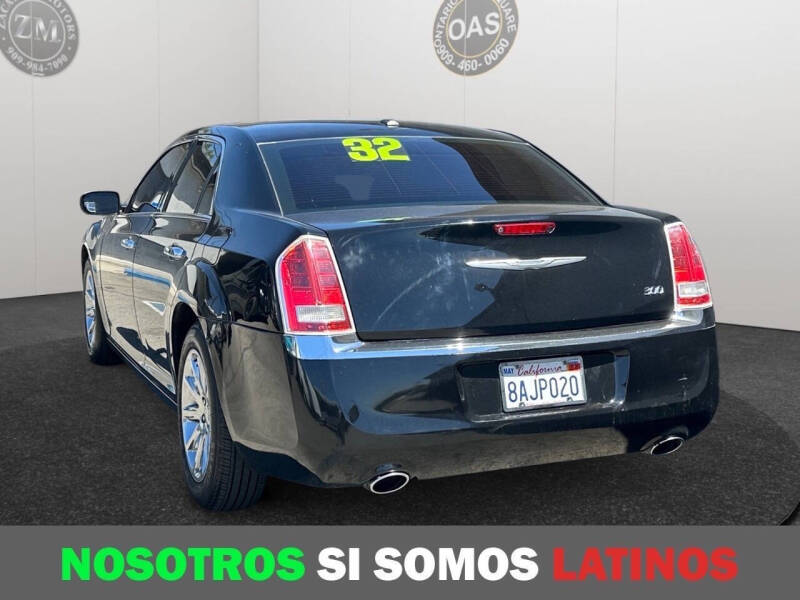 2012 Chrysler 300 Limited