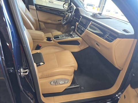 2020 Porsche Macan