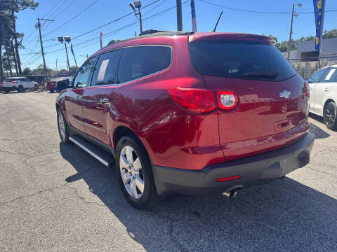 2012 Chevrolet Traverse LTZ